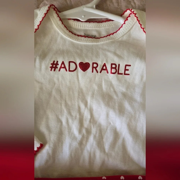 ADORABLE" Baby Girl Newborn 2-Piece Outfit - Picture 3 of 8